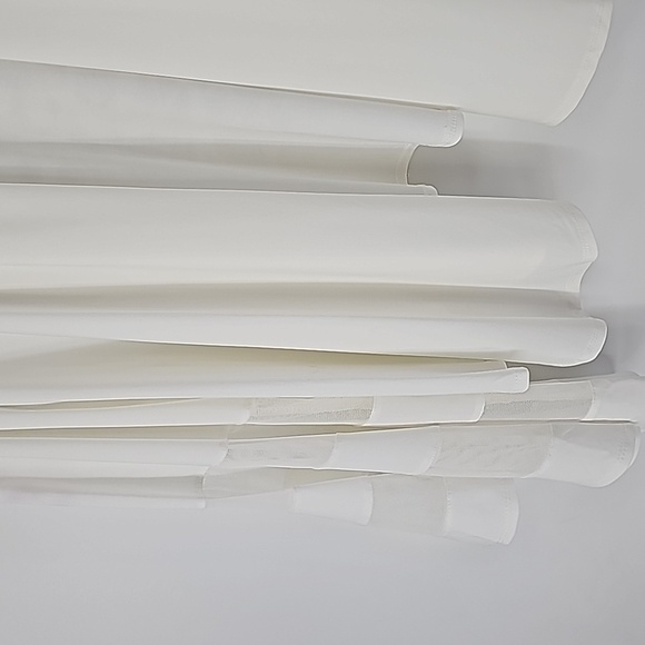 R&M Collection Elegant Creamy White Bell Sleeve Open Front Shrug Jacket - Picture 5 of 15